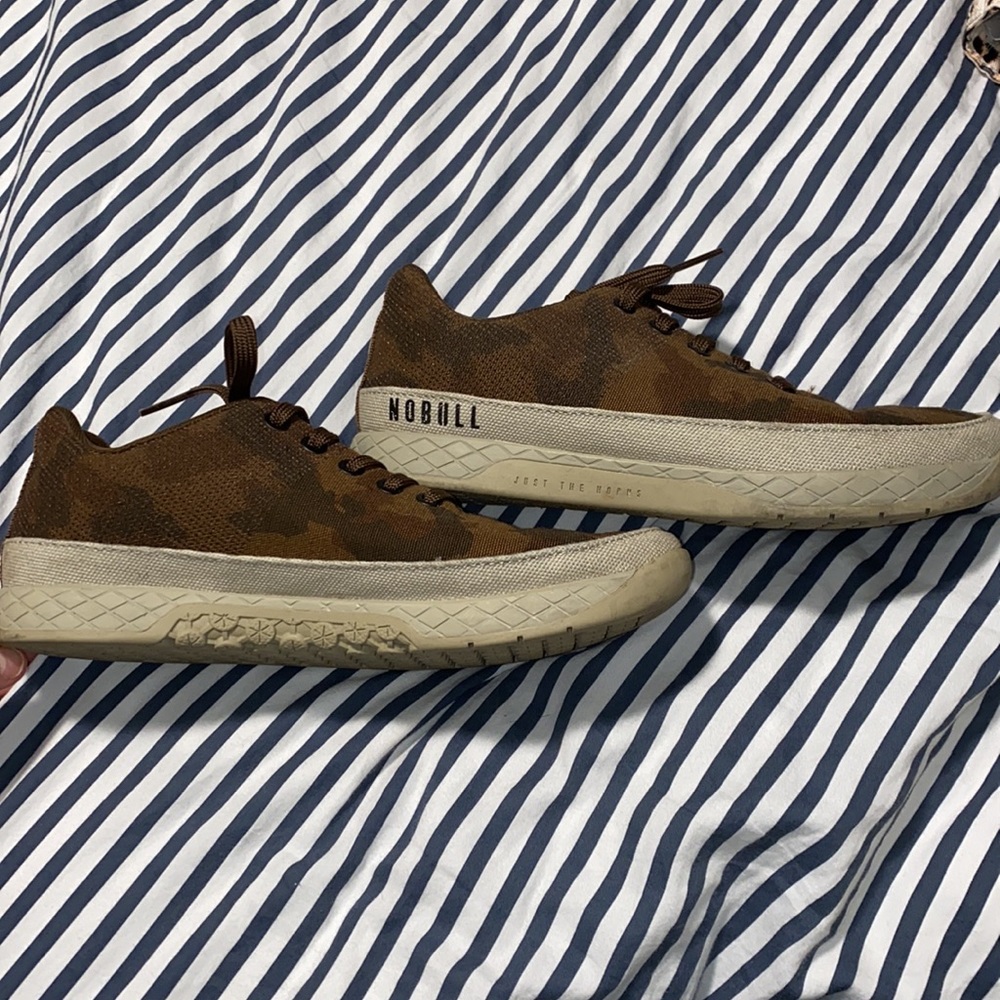 NOBULL grizzly canvas trainers